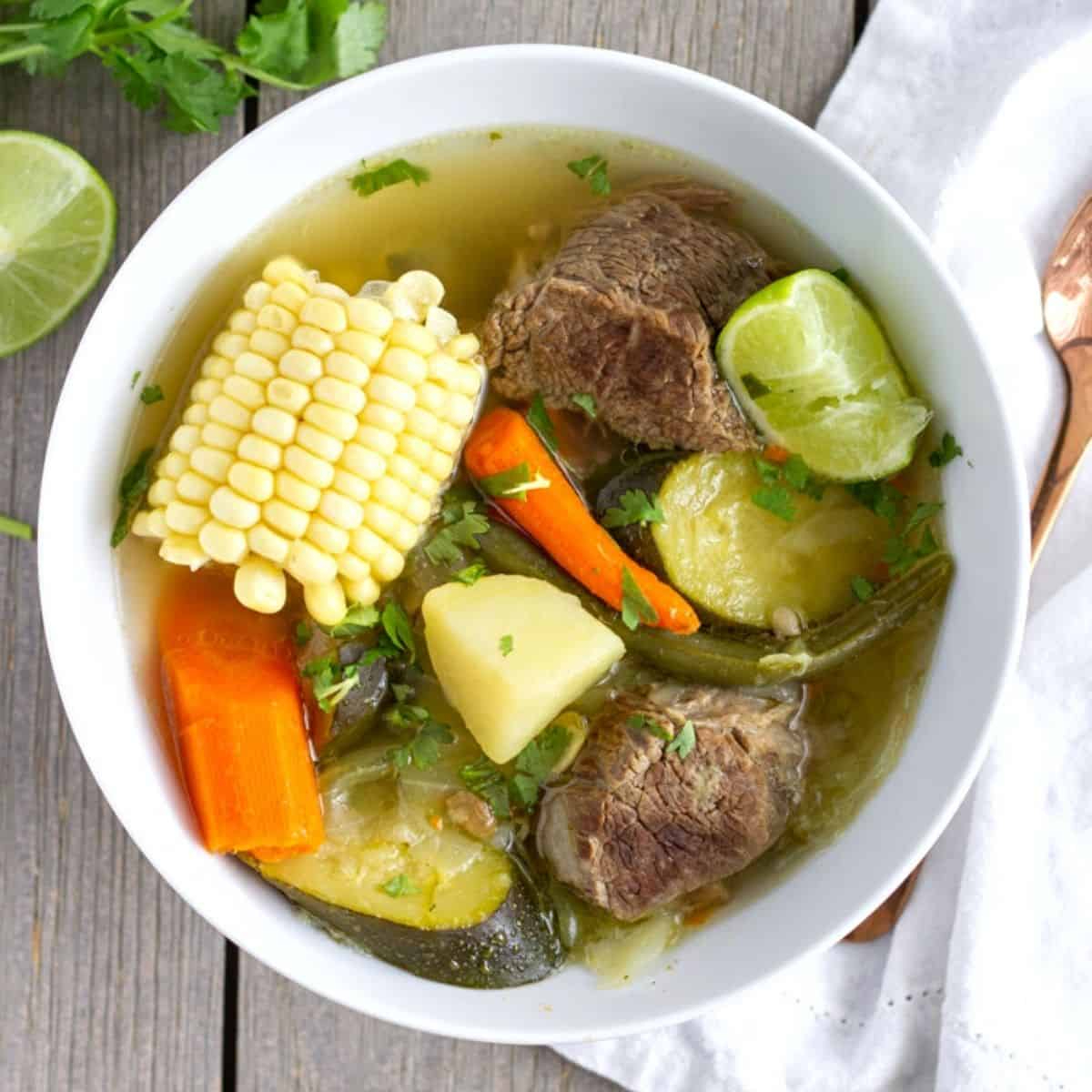 Caldo de res
