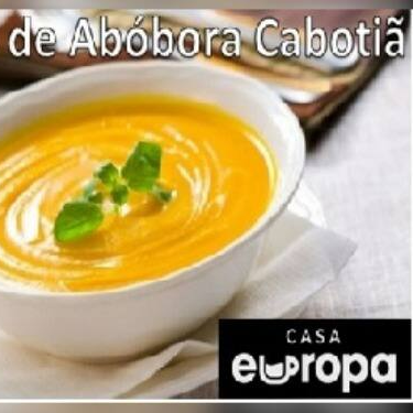 Com bacon e linguiça calabresa