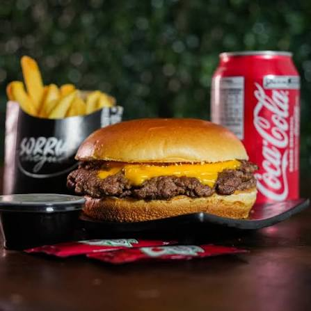Combo com um smash bacon burguer ,batata frita de 120g e uma coca lata!