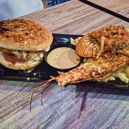 Hamburguesa De Langosta L a Genkidama