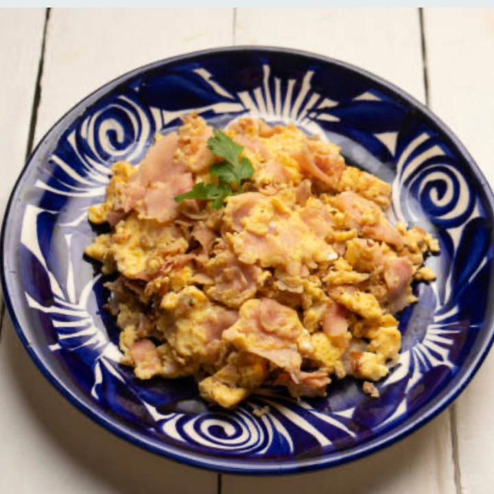 Huevos con Jamón