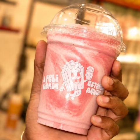 Milk Shake de Morango 300ml 25 reais Delicioso Milk Shake de morango para alegrar seu Dia