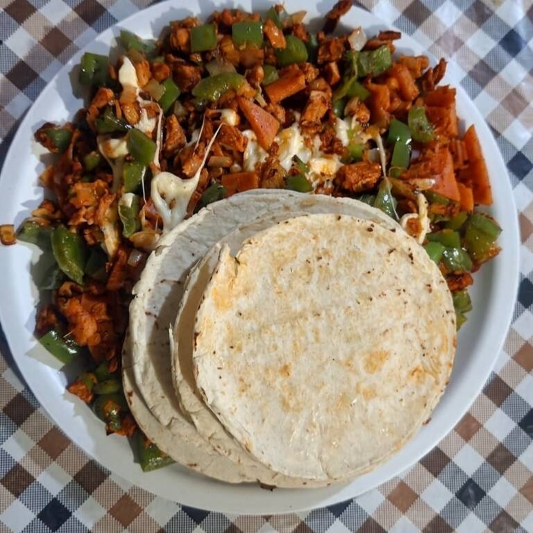 ALAMBRE DE CECINA ENCHILADA