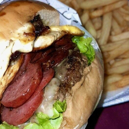 Pão Bola, Carne, Ovo, Queijo, Presunto, Calabresa, Salada, Batata Palha