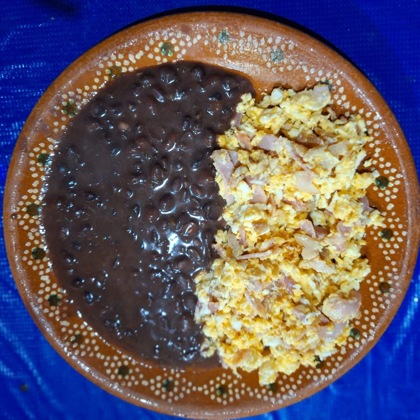 Huevo con Tocino