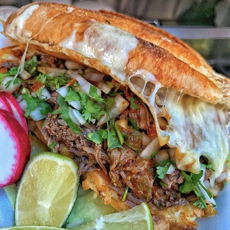 Torta de Birria