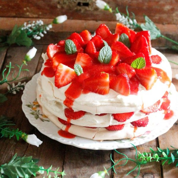 Merengón Explosión de Fresas