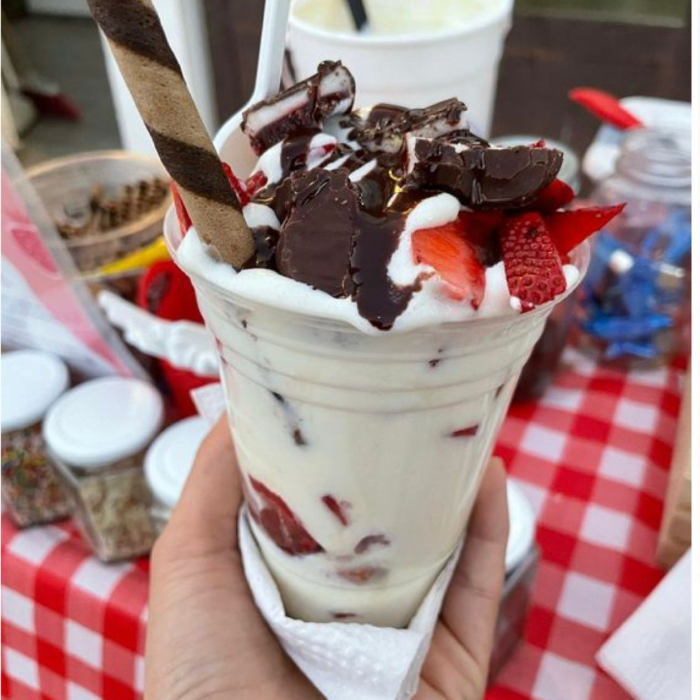 Fresas con Crema y KINDER