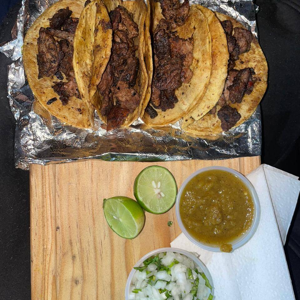 1 Orden de Tacos de Asada