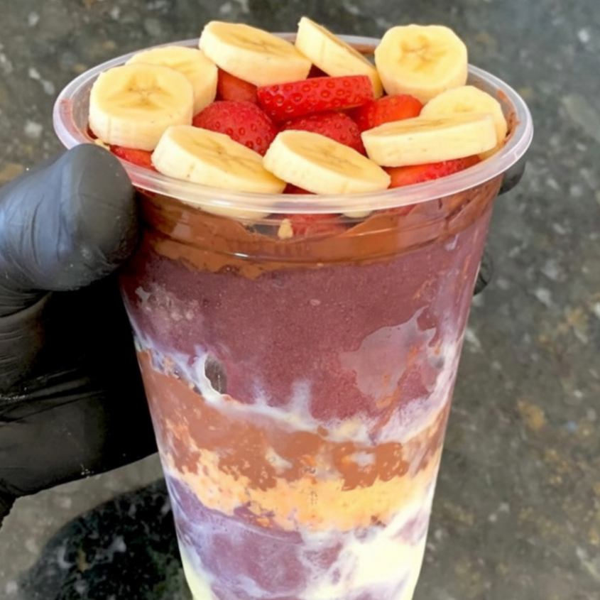 Copo de açaí 500ml com até 4 adicionais gratuitos