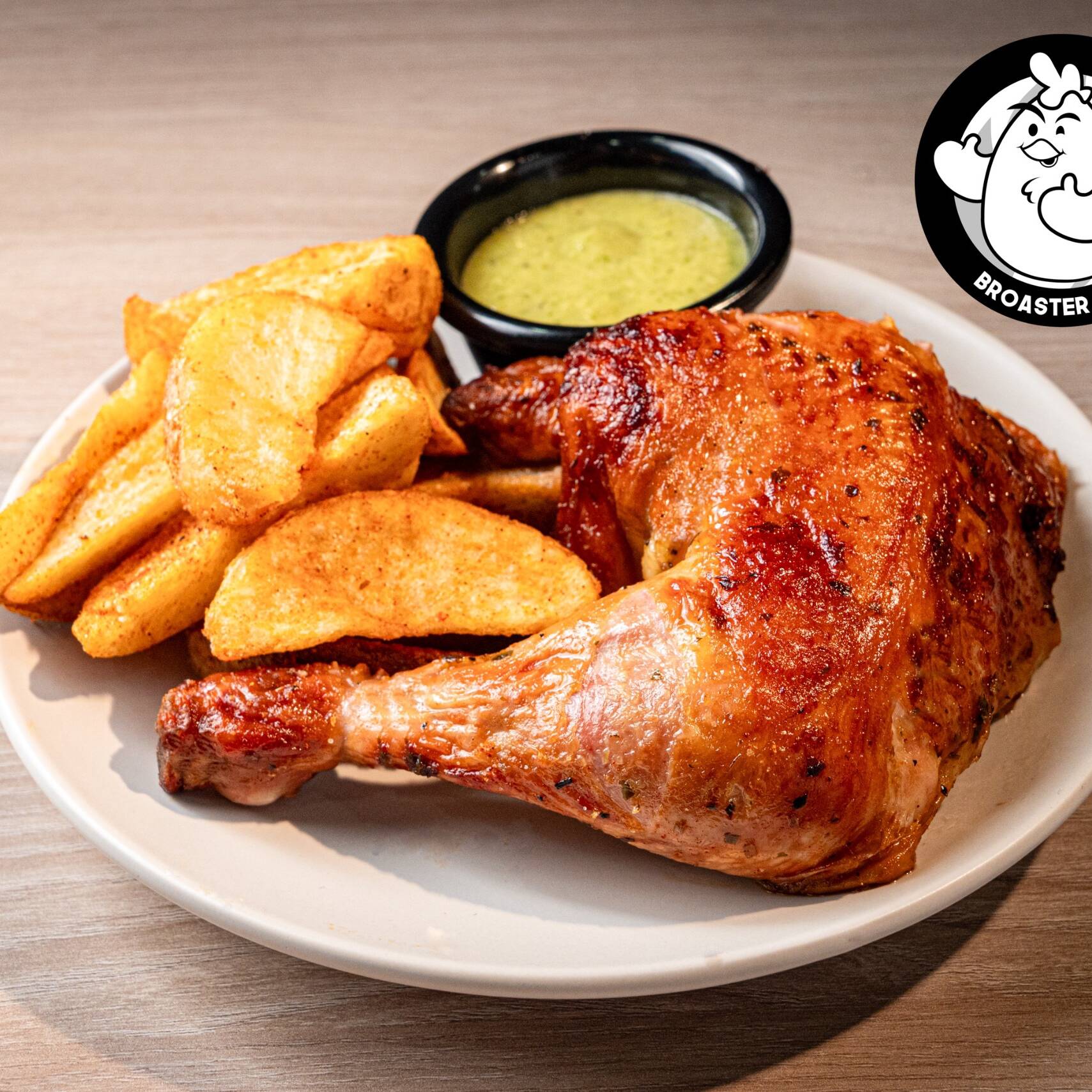 Cuarto De Pollo Asado + Papas Francesas