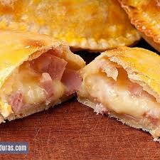Pastelito de Jamón y Queso