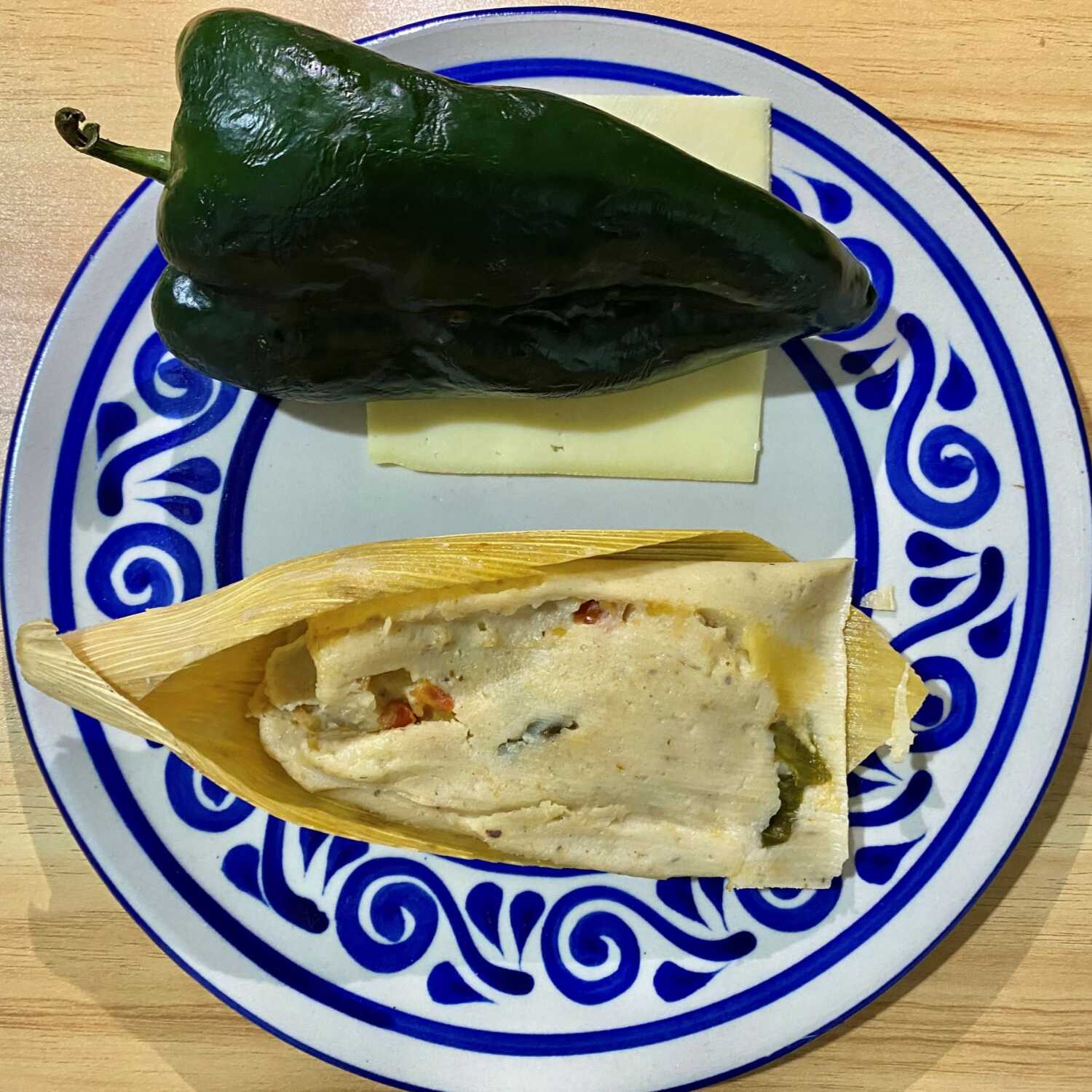 Tamal de Rajas con Queso. Gde