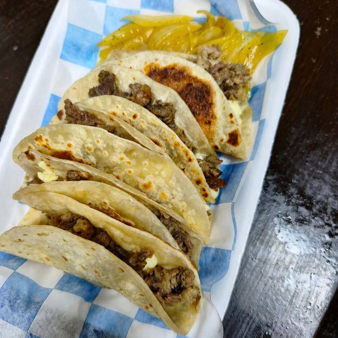 Tacos de Carne Asada en Harina