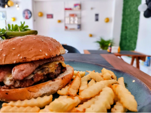 H22 Pizzas & Hamburguesas