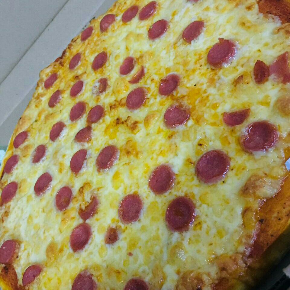 1 Pizza Mediana de Salchichas