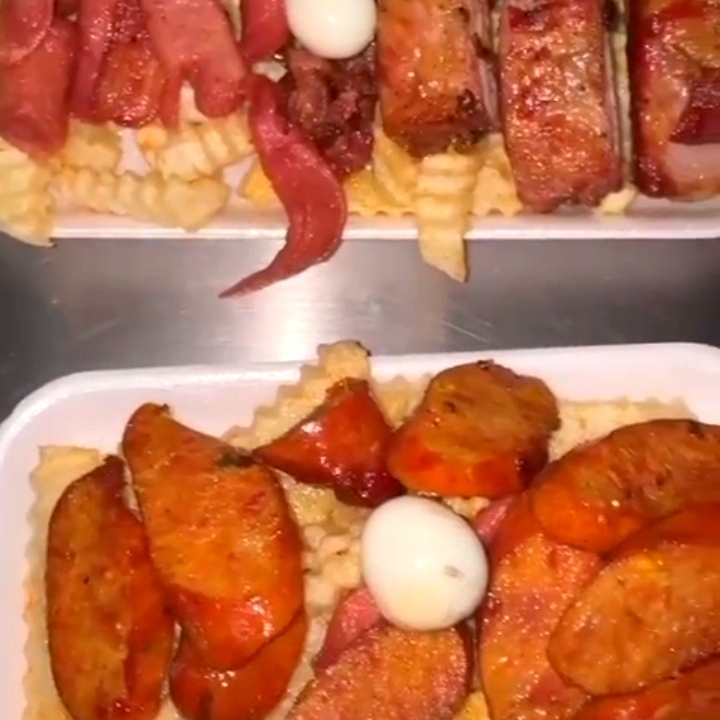Salchipapas Al Barril