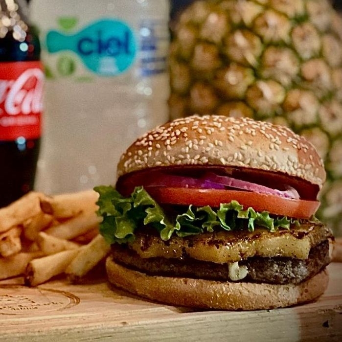Hamburguesa Hawaiana