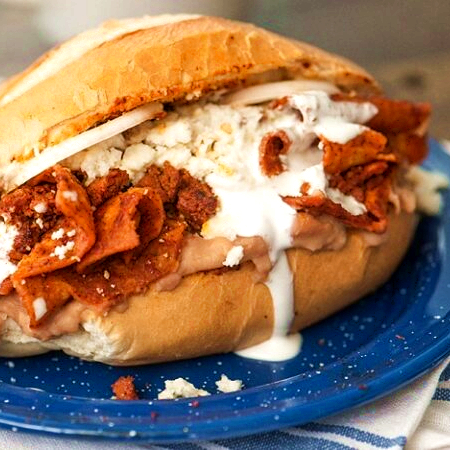 Lonche de Chilaquiles Rojos🌶️🔥