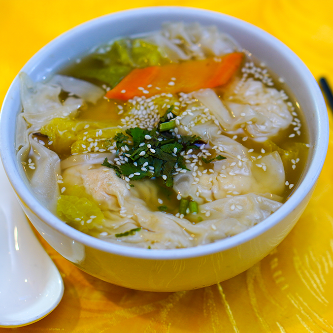 Sopa de Wantán de Pollo