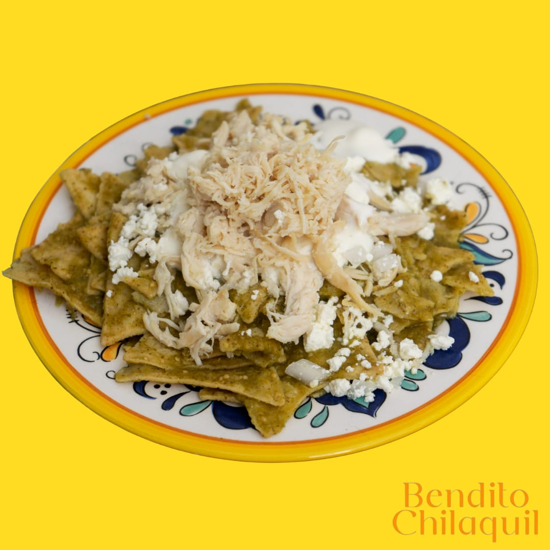 Chilaquiles Verdes con Pollo