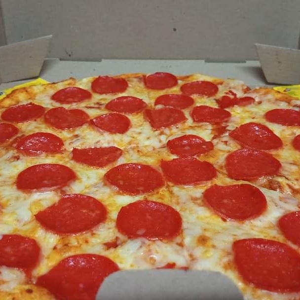 Pizza grande Pepperoni (8 rebanadas)