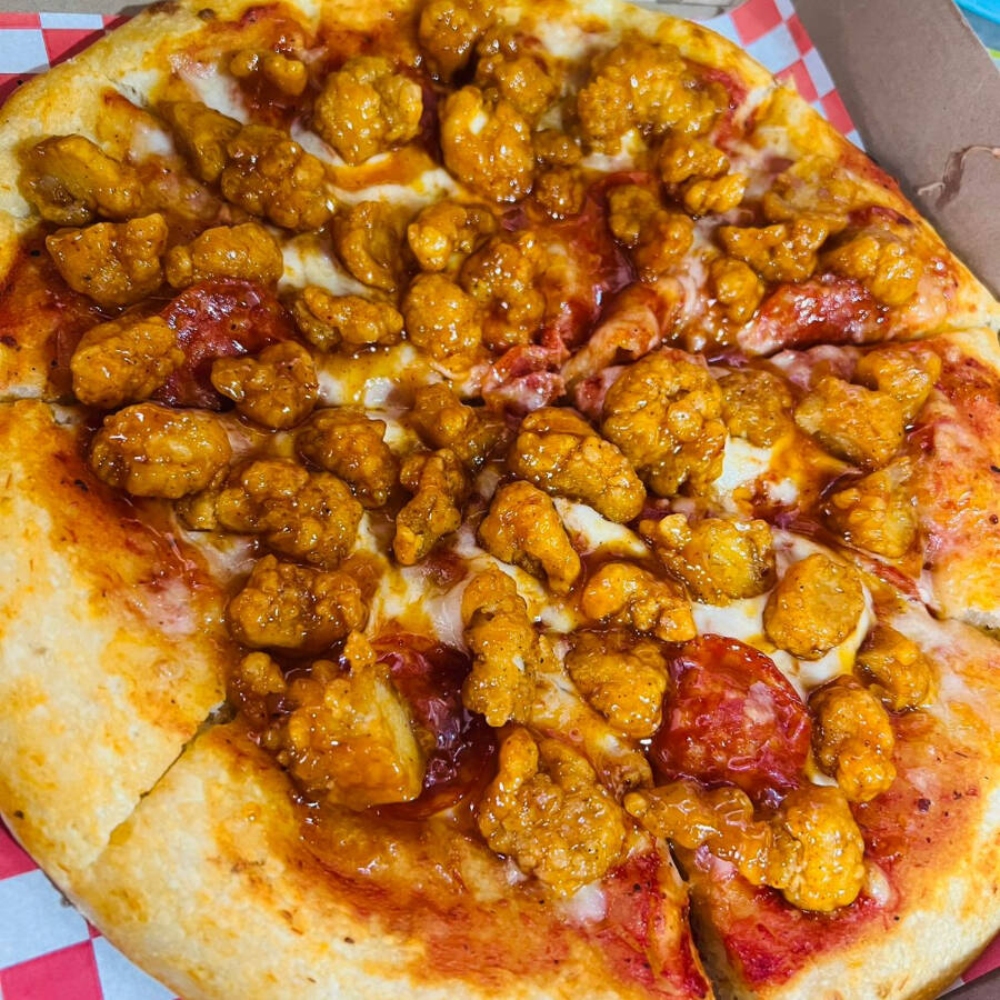 PIZZA BONELESS BUFALO.