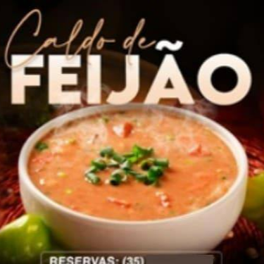 Com bacon, calabresa e pururuca