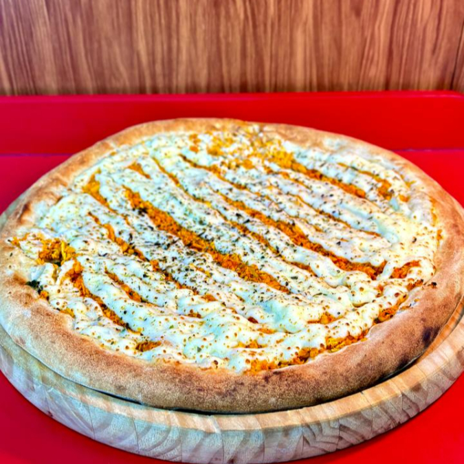 1 PIZZA NAPOLITANA + 1 PIZZA FRANGO COM CATUPIRY + 1 GUARANA ANTARCTICA 2 LITROS