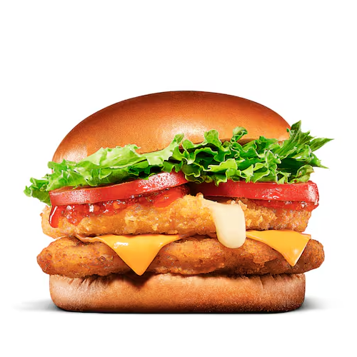 Chegou o novo King Chicken Cheese! Queijo mussarela empanado, crocante por fora e cremoso por dentro, acompanhado de um delicioso molho agridoce com um leve toque apimentado. Uma combinação irresistível com um suculento filé de frango crocante, duas fatias de queijo sabor cheddar, tomate e alface fresquinhos no pão brioche fofinho. Mais um lançamento da família The Kings, feito com ingredientes amados pelos brasileiros.