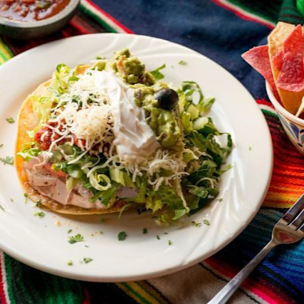 2 Tostadas de Camaron y Un Agua del Dia