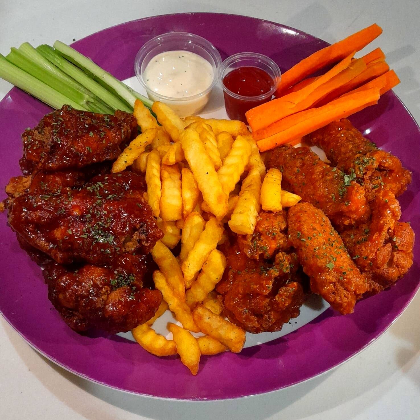 Alitas Búfalo y BBQ