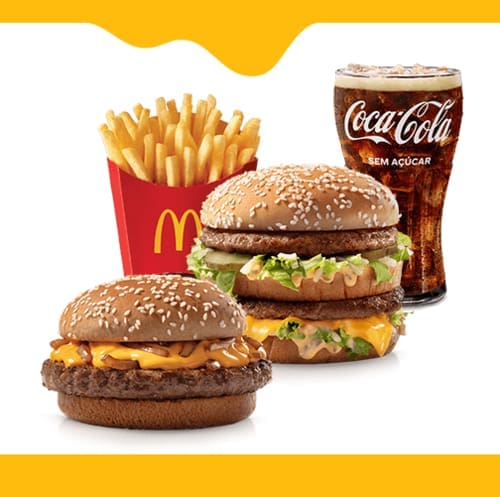 Nesta promoção você leva 2 Sanduíches entre as opções: Big Mac, Cheddar McMelt, Quarterão com Queijo, McChicken, McChicken Bacon, Duplo Burger Bacon ou Duplo Burger com Queijo, 1 (uma) McFritas Média e 1 (uma) bebida. Imagem Meramente Ilustrativa