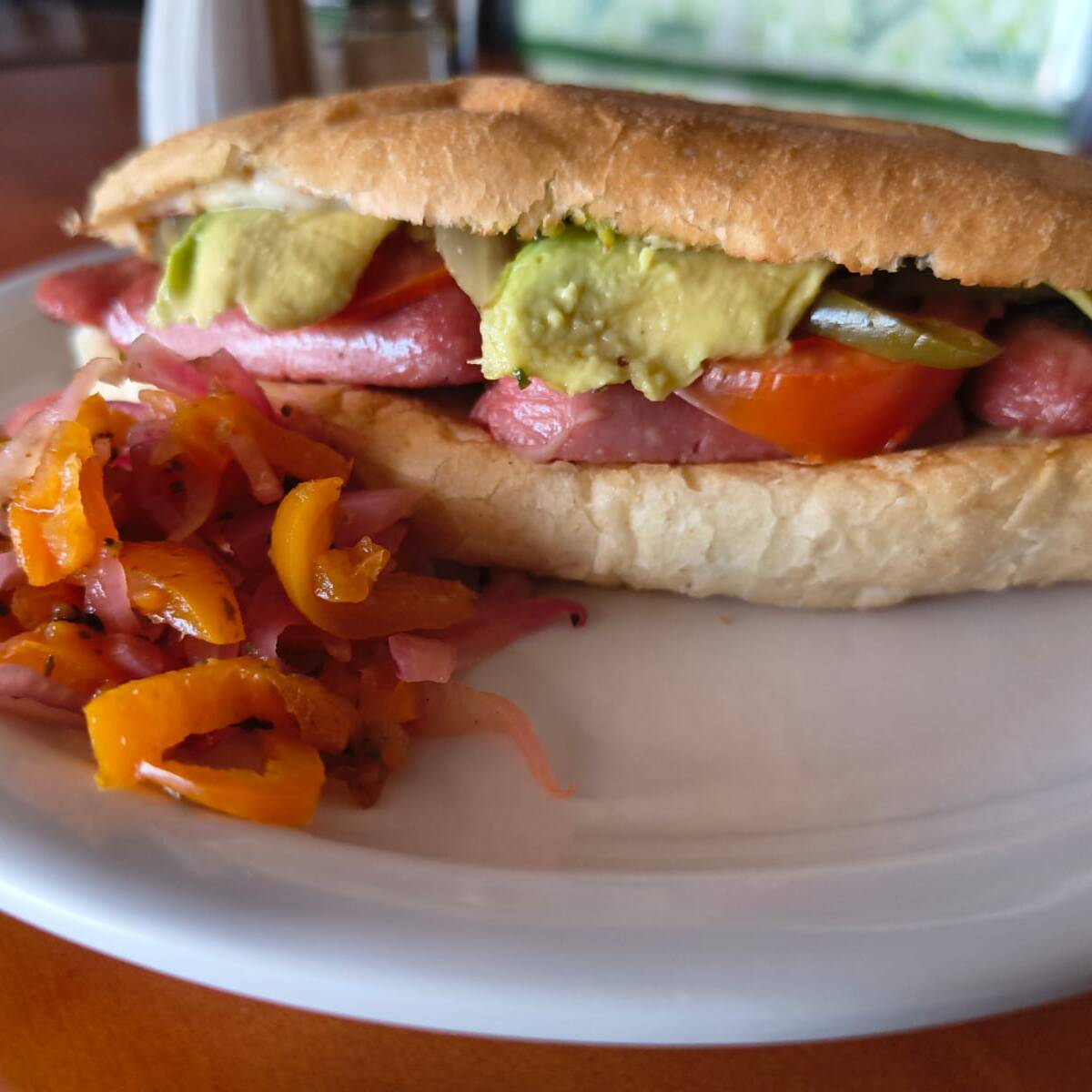 Combo de Torta de Salchicha con Queso+ Mazapan