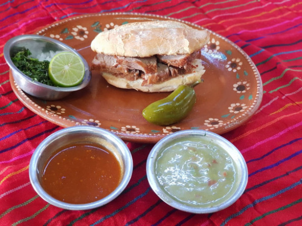 Torta de Carnitas Chica