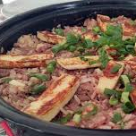 Feijão fradinho, arroz, queijo coalho, carne de sol e manteiga de garrafa