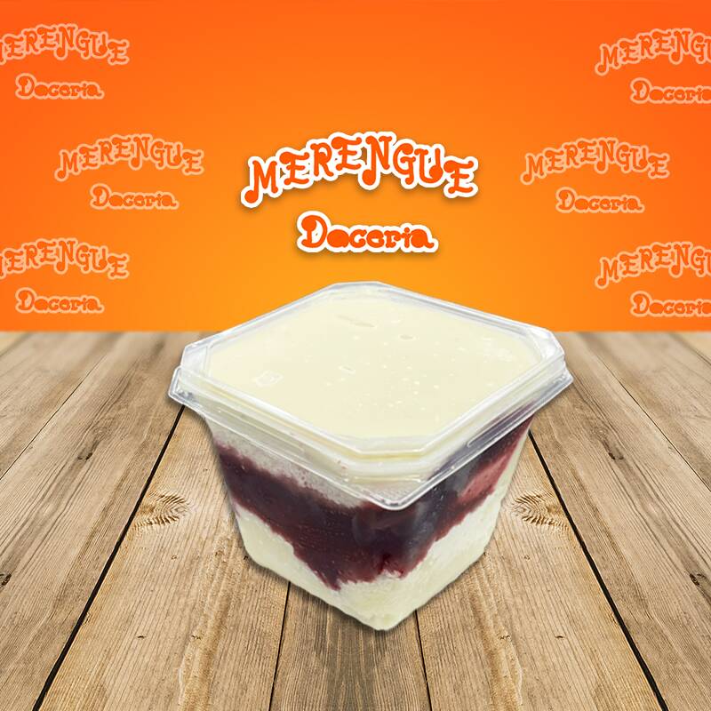 Massa branca artesanal recheado com leite condensado e uma deliciosa polpa de morango, prove mais essa novidade!!!