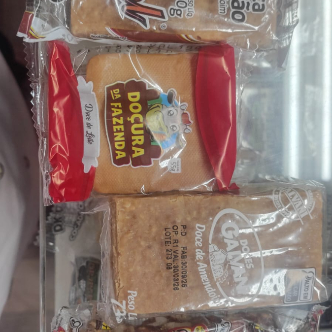 doce leite, amendoim, paçoca, pé de moça