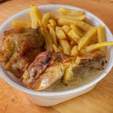 Deliciosa quentinha com os acompanhamento: ARROZ, FEIJAO FRITAS