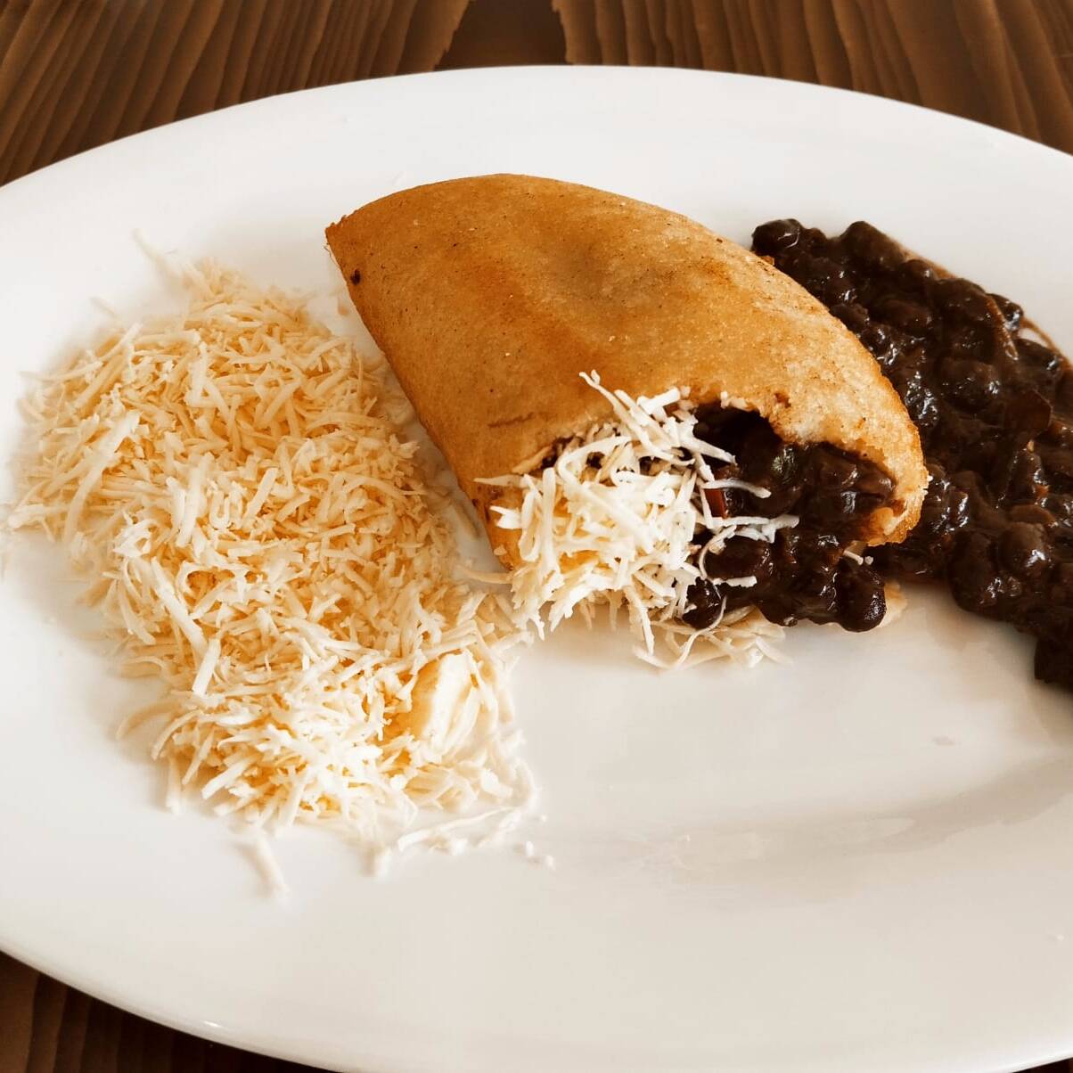 Empanada Dominó