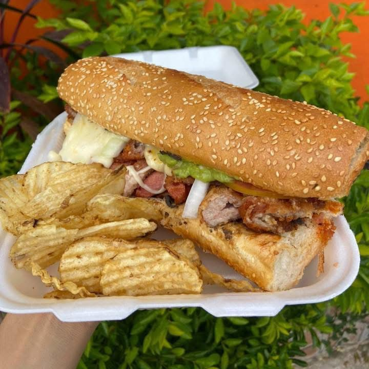 COMBO TORTA COME AQUI MAS CHESCO