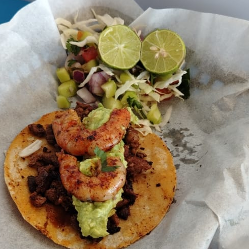 TACOS MAR Y TIERRA