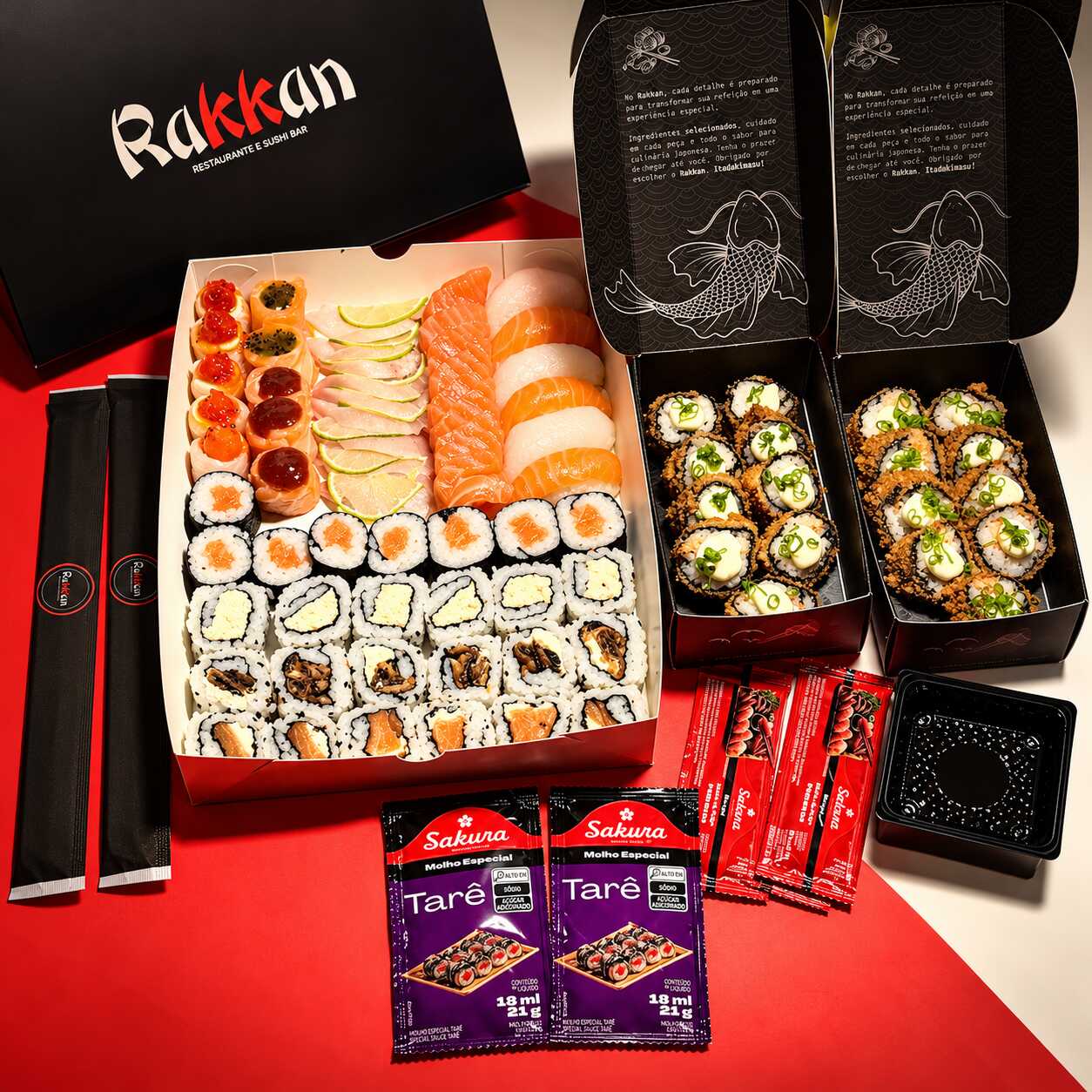 20 sashimi, 6 niguiri, 10 gunkans, 18 hot, 26 sushis variados