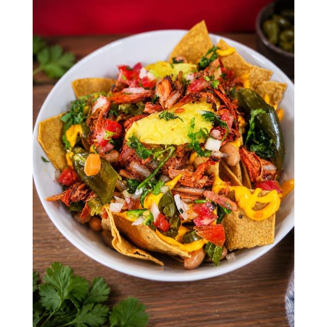 NACHOS BISTEC