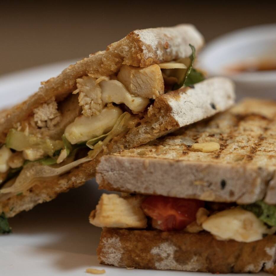 SANDWICH POLLO PIMIENTA LIMON
