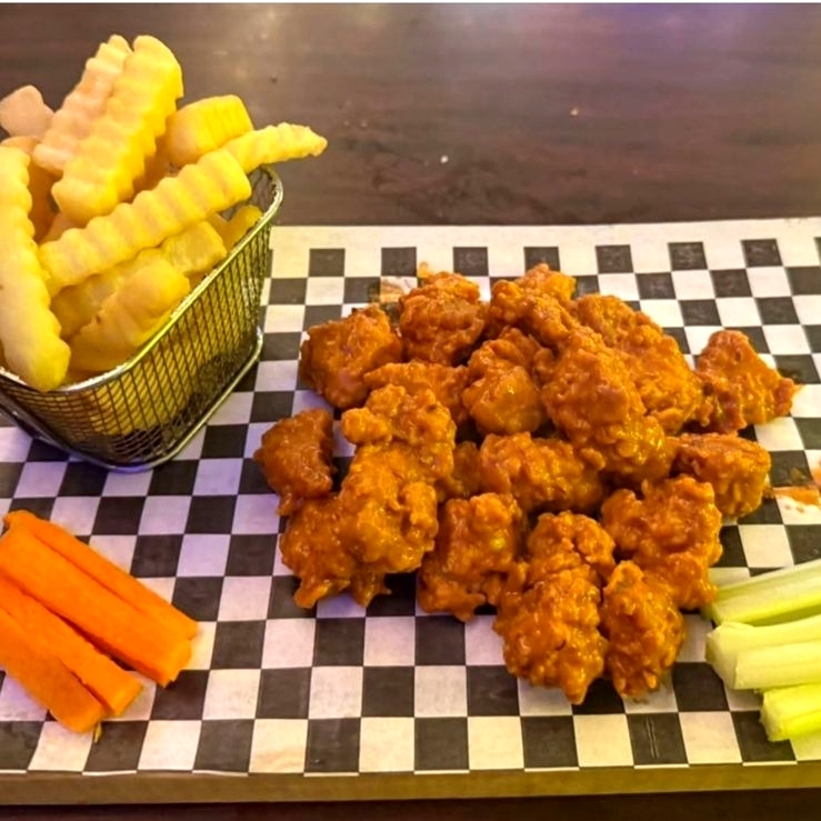 Boneless Chipotle 300grs con Papas