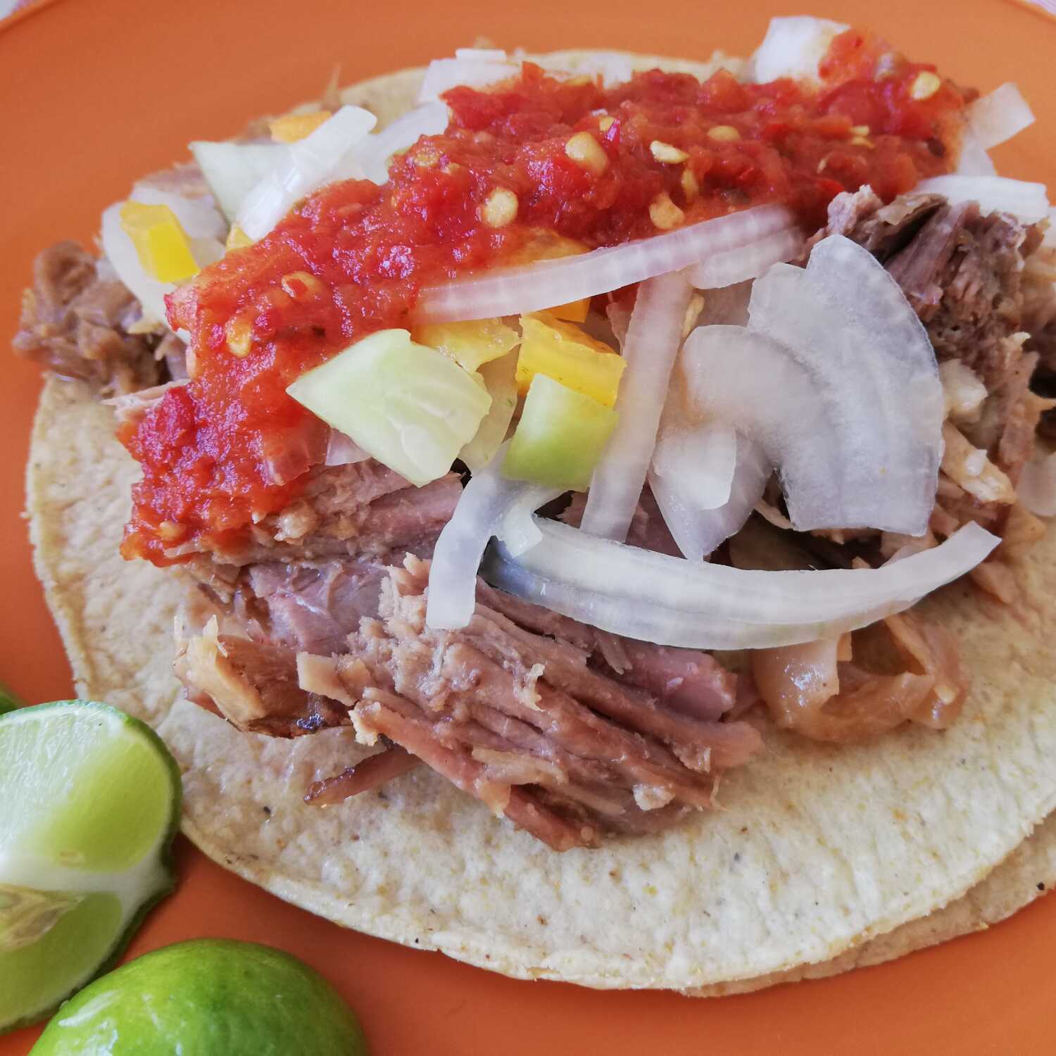Tacos Con Queso carnitas