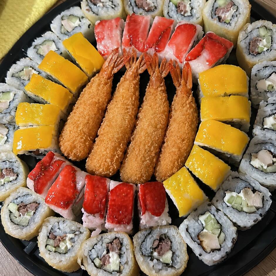Charola mixta 40 bocadillos + Camarones empanizado