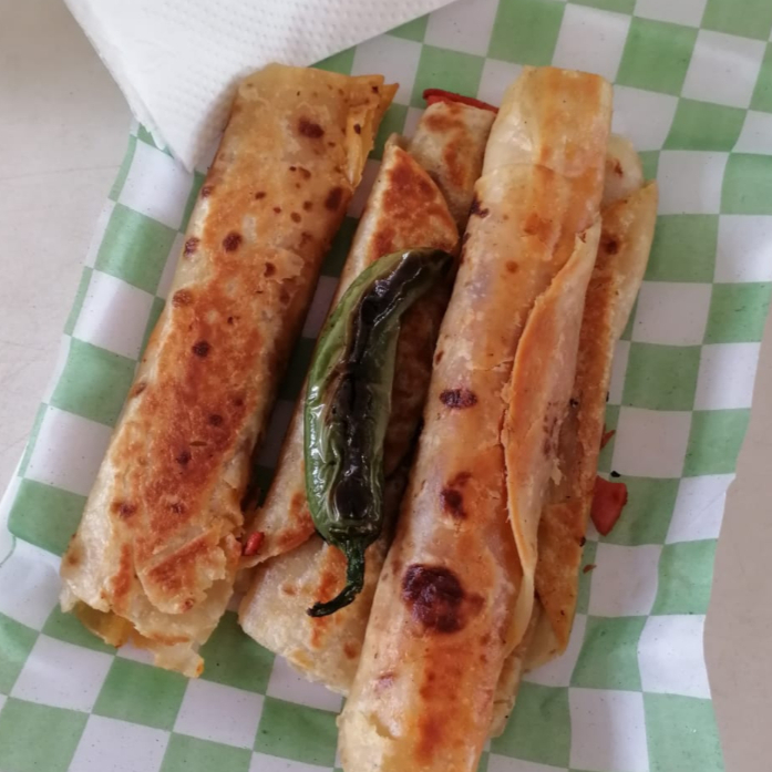 BURRO DE CHICHARRON EN SALSA VERDE