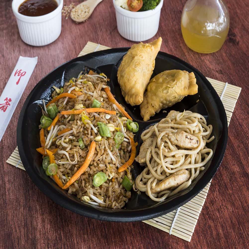 Combo Lo Mein Pollo Especial